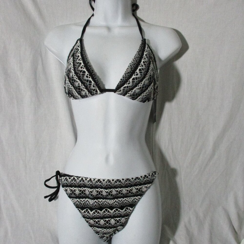 NWT NEW MOSSIMO SWIM Crochet Boho Bikini Swimsuit BLACK White L